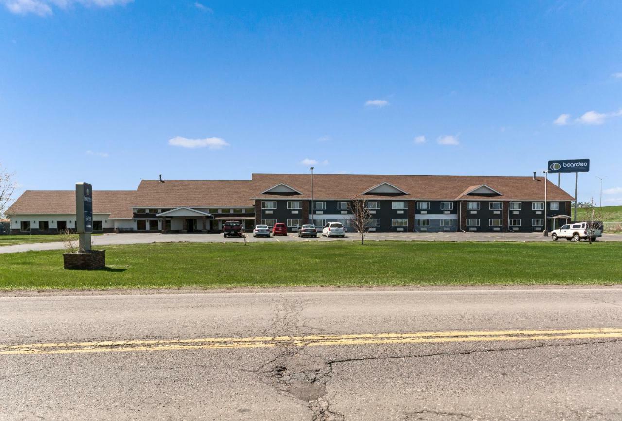 Boarders Inn & Suites By Cobblestone Hotels Superior Exterior photo